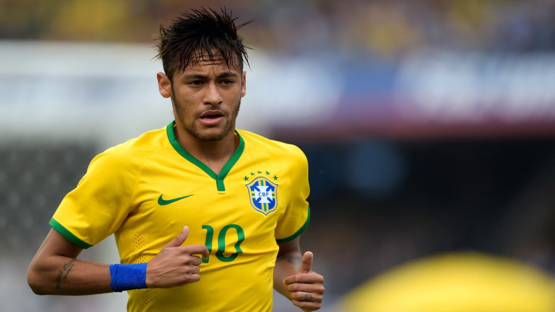 爱游戏app下载-未来足球巨星在欧冠的“黄金起跑线”，未来足球十大潜力球星